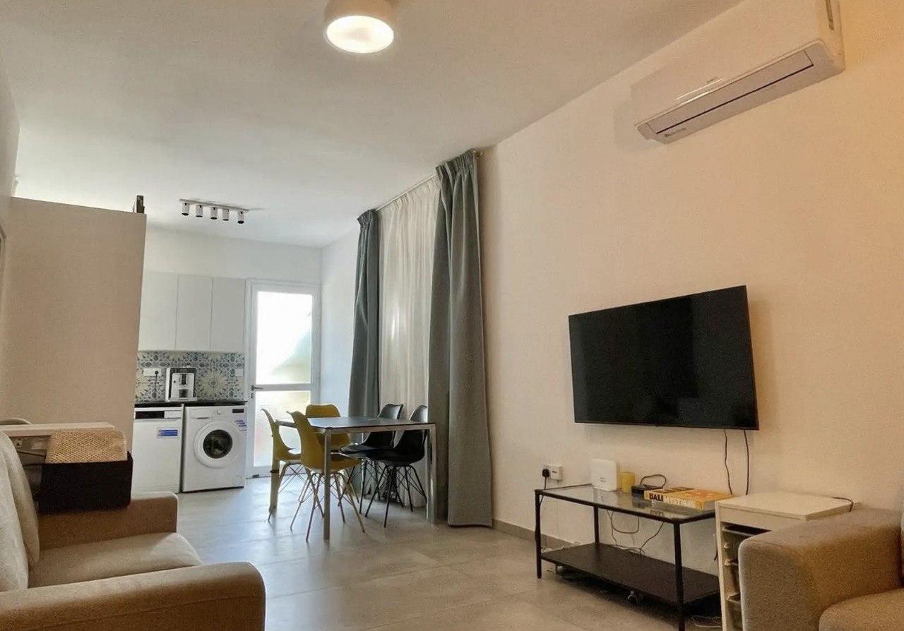 2-bedroom house in Limassol №152635: https://dom.com.cy/en/catalog/rent/152635/ (dom.com.cy)