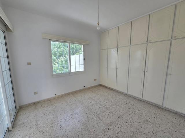 3 Beds 2 Baths House: https://www.facebook.com/marketplace/item/622762424144560 (www.facebook.com)