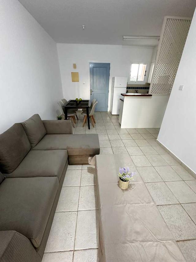 1-bedroom apartment to rent: https://www.bazaraki.com/adv/5799428_1-bedroom-apartment-to-rent (www.bazaraki.com)