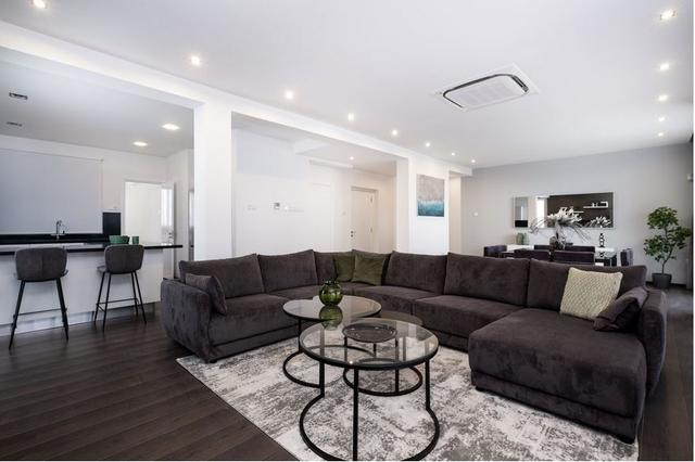 New 6-bedroom penthouse for rent in Town Center Larnaca, Cyprus. - Object № 150079: https://dom.com.cy/en/catalog/rent/150079/ (dom.com.cy)