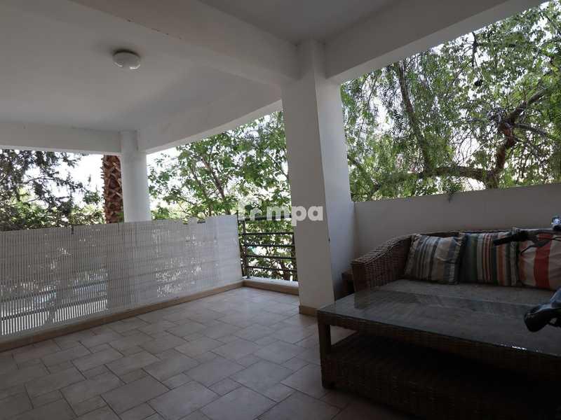 3-bedroom apartment for sale: https://www.bazaraki.com/adv/5799609_3-bedroom-apartment-for-sale (www.bazaraki.com)
