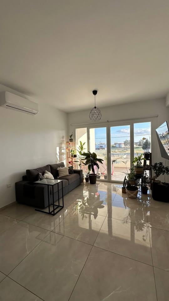 2 Beds 2 Baths Apartment/condo: https://www.facebook.com/marketplace/item/23891436747141468 (www.facebook.com)