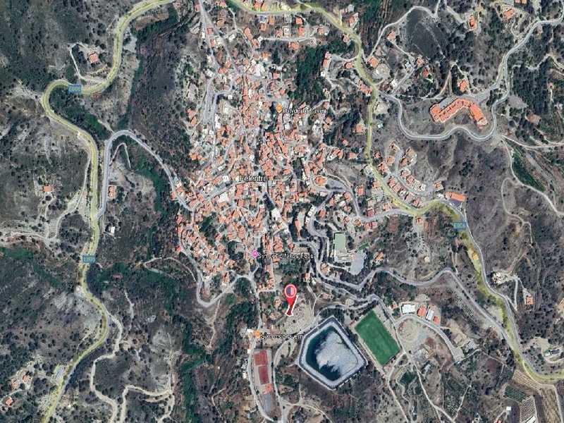Residential land 753 m²: https://www.bazaraki.com/adv/5798193_residential-land-753-m2 (www.bazaraki.com)