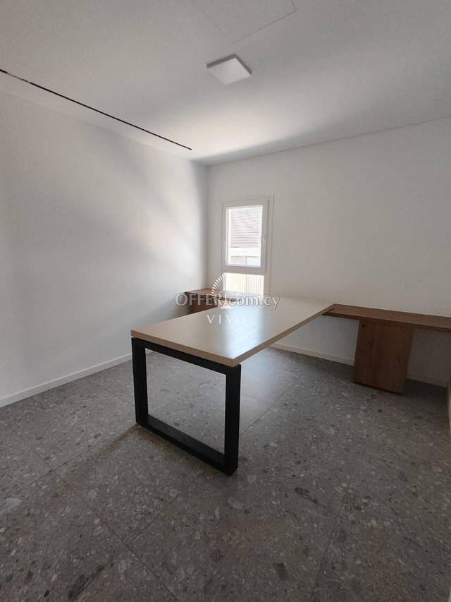 FULLY EQUIPPED MODERN OFFICE SPACE OF 500 SQ.M. NEAR LIMASSOL NEW PORT: https://www.offer.com.cy/en/fully-equipped-modern-office-space-of-500-sq-m-near-limassol-new-port/21-684056/ (www.offer.com.cy)