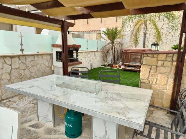 3-bedroom house in Paphos №153662: https://dom.com.cy/en/catalog/rent/153662/ (dom.com.cy)