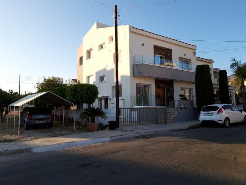 3-bedroom apartment to rent: https://www.bazaraki.com/adv/5791216_3-bedroom-apartment-to-rent (www.bazaraki.com)