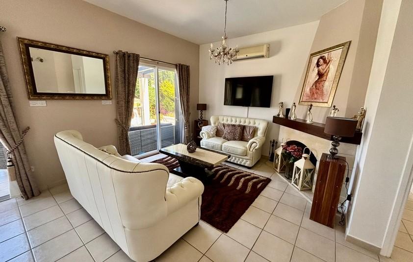 3 Bedroom Detached House For Sale: https://www.zyprus.com/property/39349/3-bedrooms-house-detached-house-in-tala-paphos (www.zyprus.com)