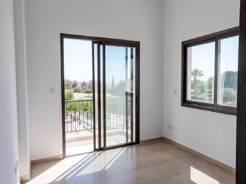 3-bedroom villa for sale: https://www.bazaraki.com/adv/5797339_3-bedroom-villa-for-sale (www.bazaraki.com)