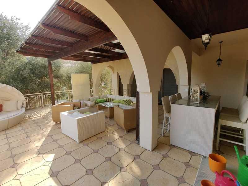 3-bedroom detached house for sale: https://www.bazaraki.com/adv/5799302_3-bedroom-detached-house-for-sale (www.bazaraki.com)