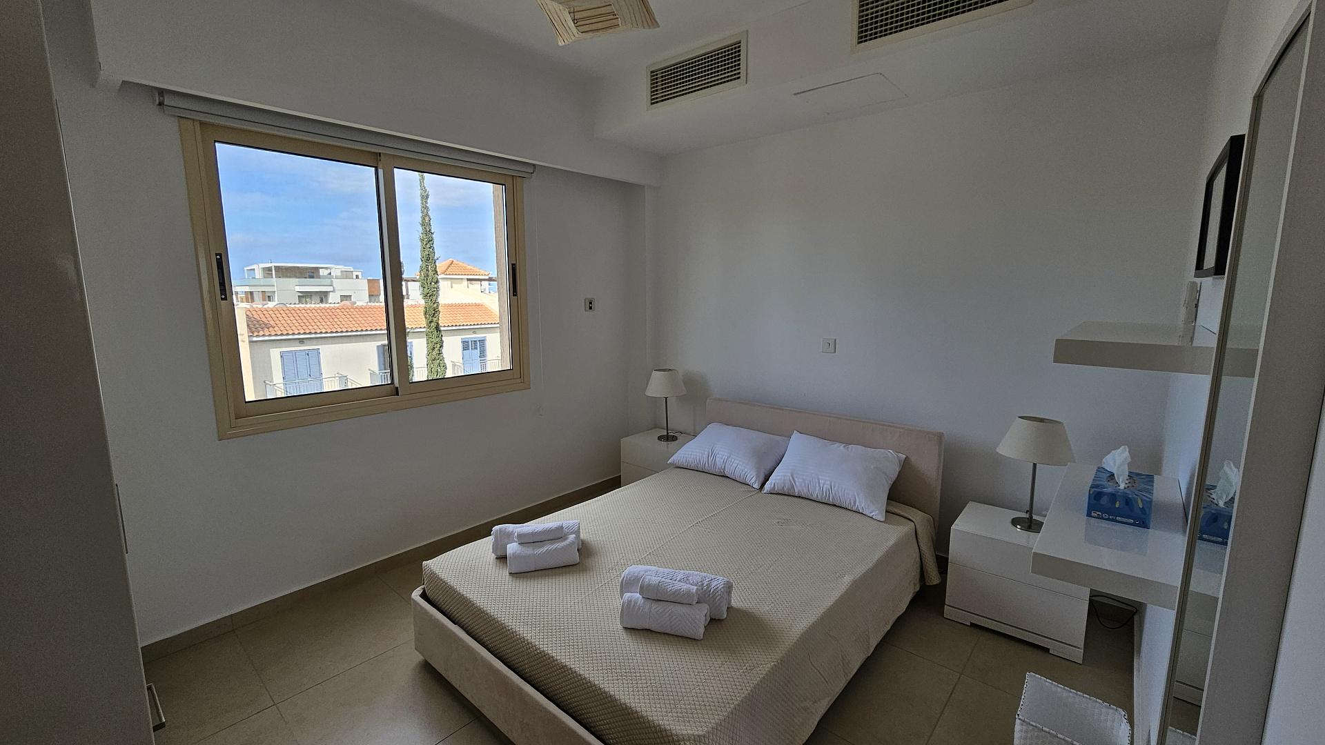 3-bedroom apartment in Paphos № 154001: https://dom.com.cy/en/catalog/sale/154001/ (dom.com.cy)