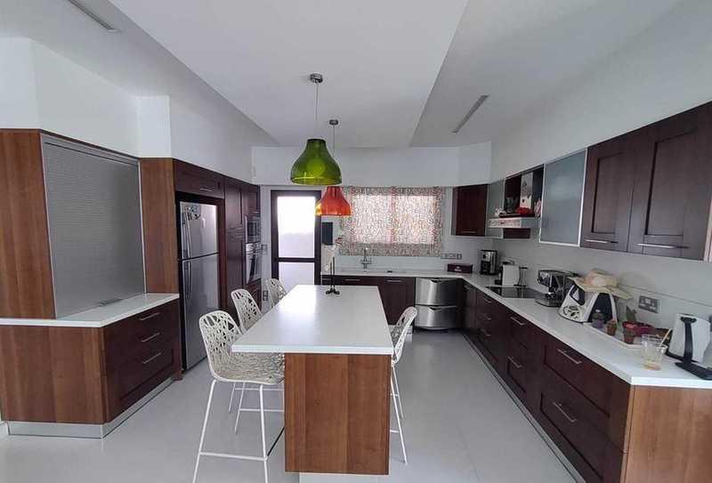 3-bedroom villa to rent: https://www.bazaraki.com/adv/5795258_3-bedroom-villa-to-rent (www.bazaraki.com)