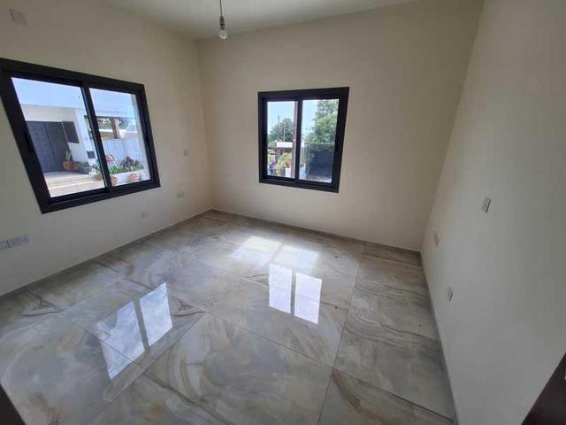 2-bedroom semi-detached to rent: https://www.bazaraki.com/adv/5794561_2-bedroom-semi-detached-to-rent (www.bazaraki.com)