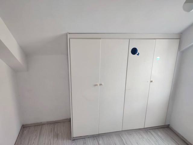 Room for rent short term: https://www.facebook.com/marketplace/item/1017976639966208 (www.facebook.com)