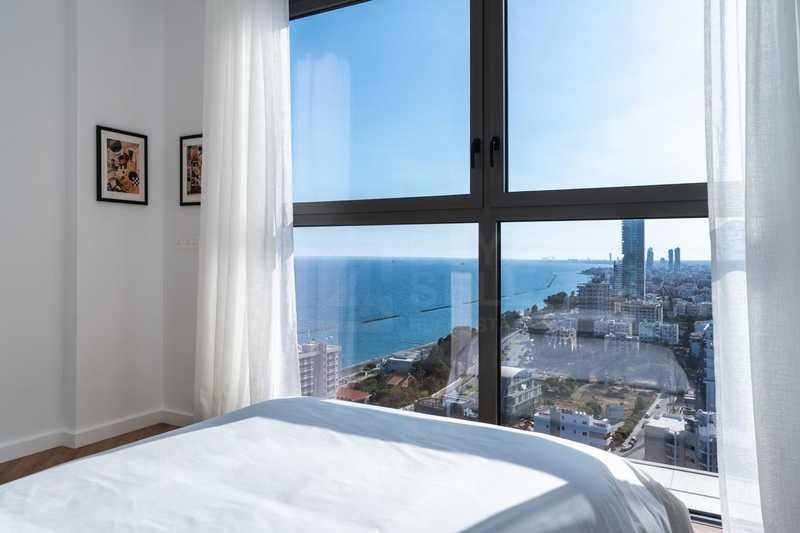 5-bedroom apartment to rent: https://www.bazaraki.com/adv/5797377_5-bedroom-apartment-to-rent (www.bazaraki.com)