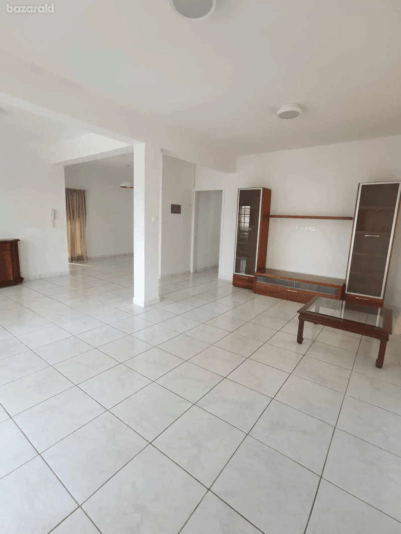 3-bedroom apartment to rent: https://www.bazaraki.com/adv/5798633_3-bedroom-apartment-to-rent (www.bazaraki.com)