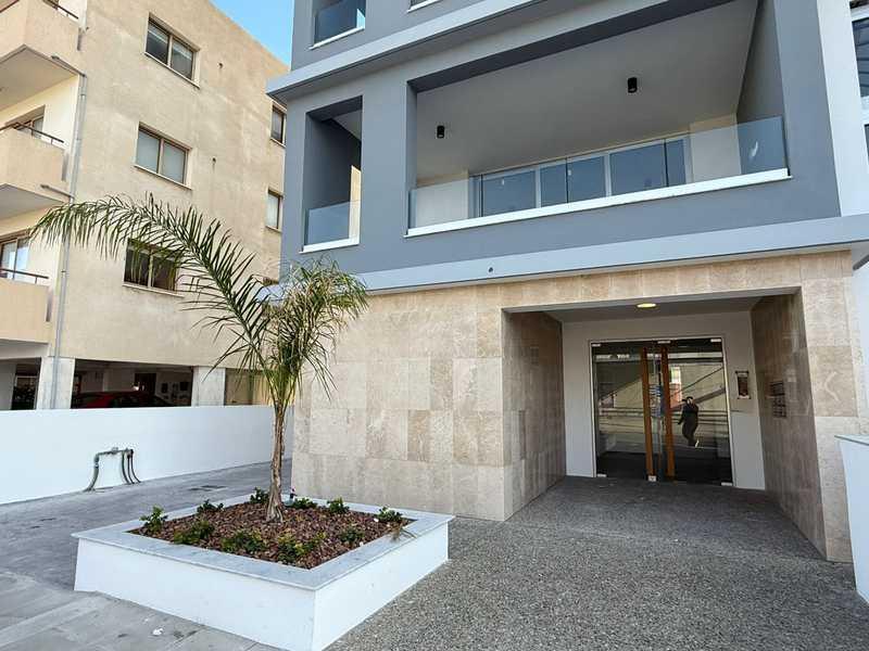 2-bedroom penthouse for sale: https://www.bazaraki.com/adv/5790366_2-bedroom-penthouse-for-sale (www.bazaraki.com)