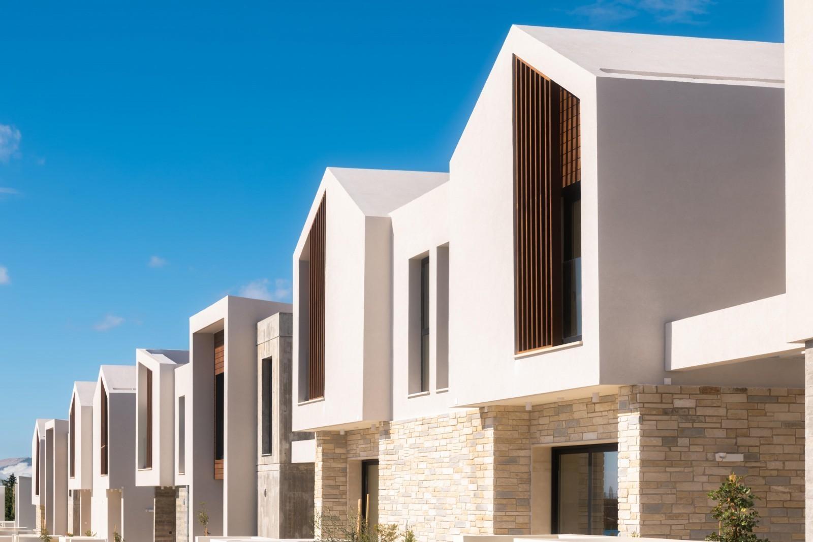 3-bedroom house in Paphos №153847: https://dom.com.cy/en/catalog/rent/153847/ (dom.com.cy)