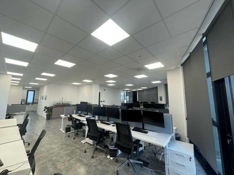 Office 255m² mesa geitonia: https://www.bazaraki.com/adv/5779512_beach-frond-office (www.bazaraki.com)