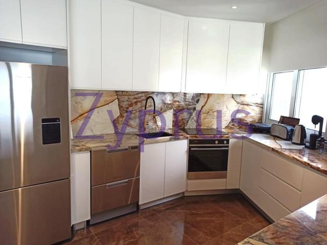 3 Bedroom Penthouse For Rent: https://www.zyprus.com/property/39367/3-bedrooms-apartment-penthouse-in-limassol-city-centre-limassol (www.zyprus.com)