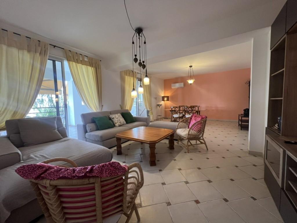 3 Bedroom Flat For Rent: https://www.zyprus.com/property/39350/3-bedrooms-apartment-flat-in-lykavitos-nicosia (www.zyprus.com)