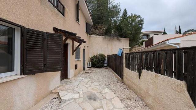 3-bedroom detached house for sale: https://www.bazaraki.com/adv/5798533_3-bedroom-detached-house-for-sale (www.bazaraki.com)