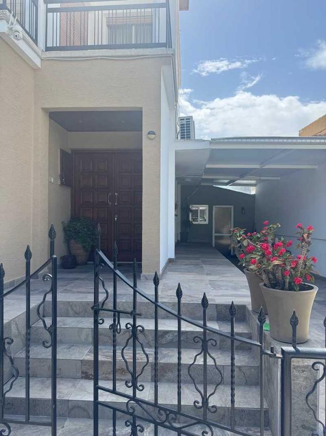 2-bedroom villa to rent: https://www.bazaraki.com/adv/5791177_2-bedroom-villa-to-rent (www.bazaraki.com)