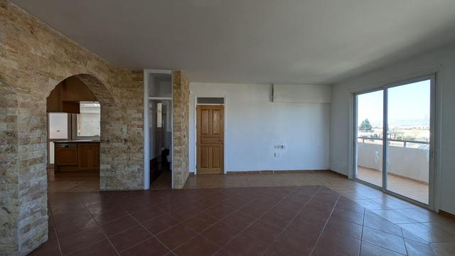 Residential Building 362 SQM For Sale: https://www.zyprus.com/property/39148/9-bedrooms-building-residential-building-in-kaimakli-nicosia (www.zyprus.com)