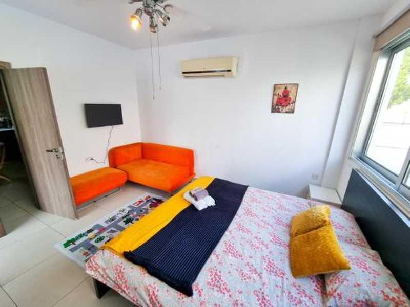 Beach villa with private pool and bbq: https://www.bazaraki.com/adv/5786288_beach-villa-with-private-pool-and-bbq (www.bazaraki.com)