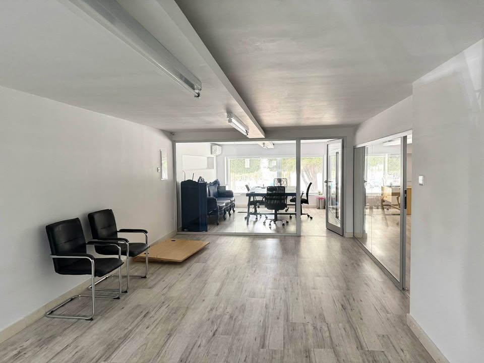 Office for Rent - downtown: https://www.facebook.com/marketplace/item/570287795576296 (www.facebook.com)