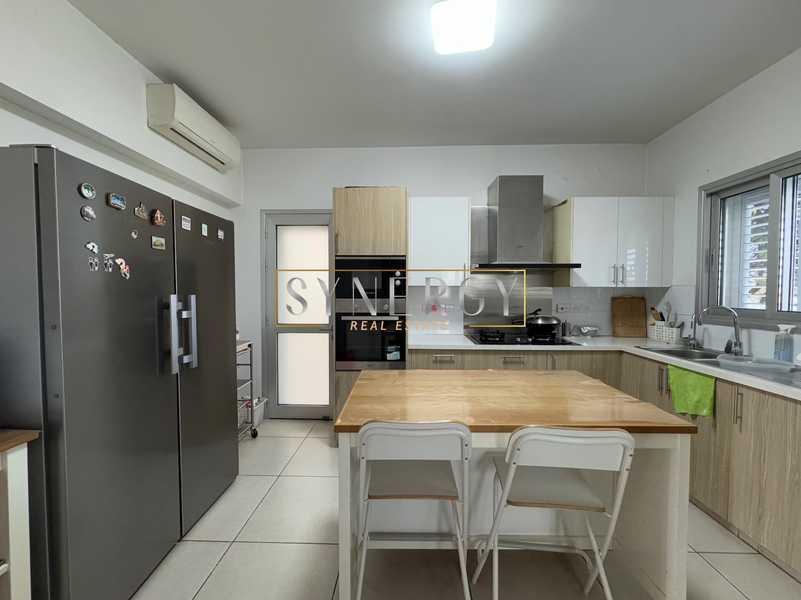 4-bedroom detached house to rent: https://www.bazaraki.com/adv/5795042_4-bedroom-detached-house-to-rent (www.bazaraki.com)