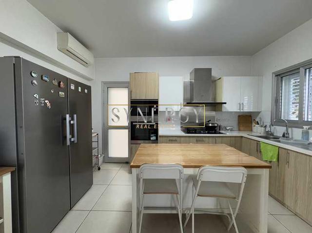 4-bedroom detached house to rent: https://www.bazaraki.com/adv/5795042_4-bedroom-detached-house-to-rent (www.bazaraki.com)