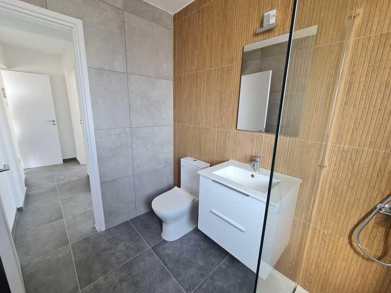 2 Beds 1 Bath Apartment/condo: https://www.facebook.com/marketplace/item/1209469877551850 (www.facebook.com)