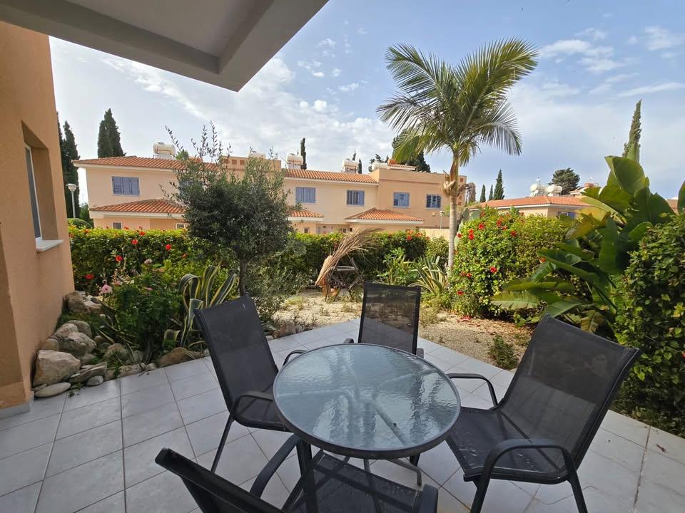 2 Beds 1 Bath Apartment/condo: https://www.facebook.com/marketplace/item/681639461328966 (www.facebook.com)