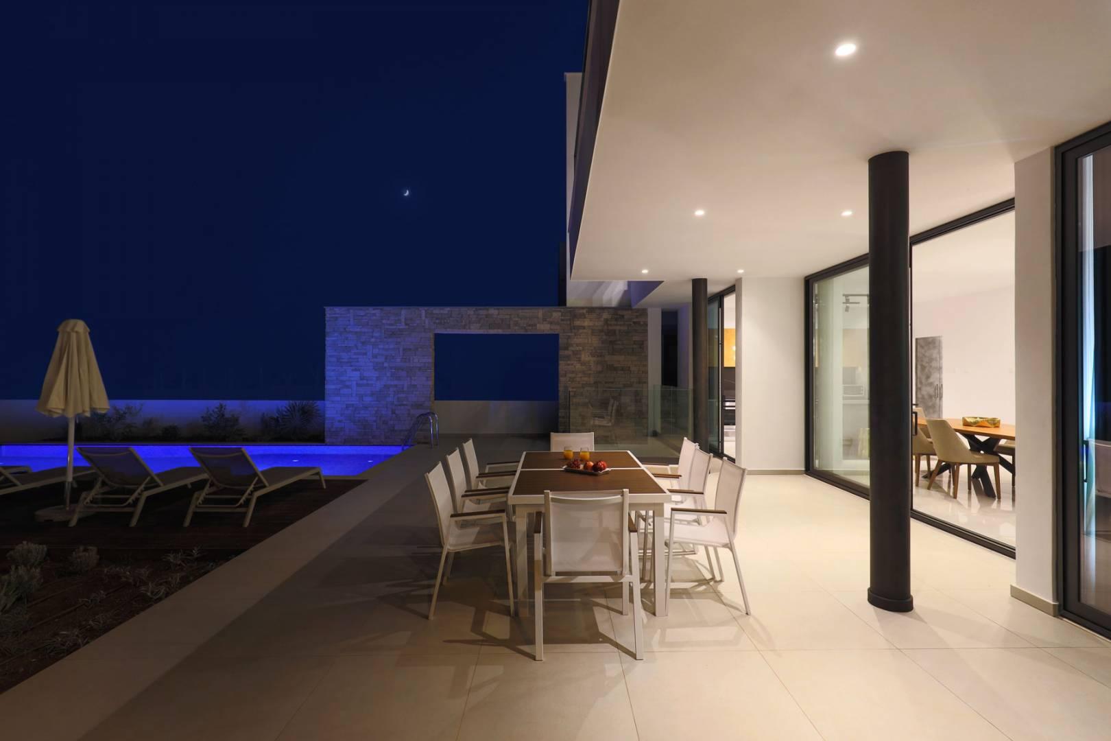 New 5-bedroom villa in Famagusta № 152193: https://dom.com.cy/en/catalog/sale/152193/ (dom.com.cy)