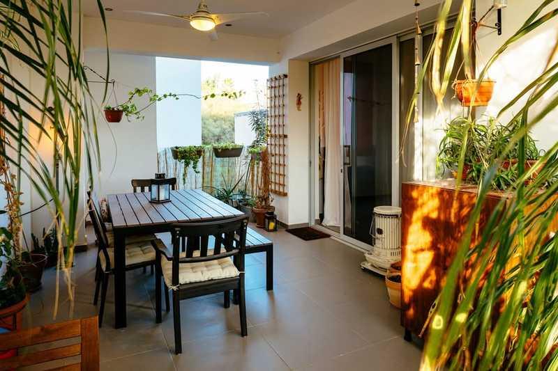2-bedroom apartment to rent: https://www.bazaraki.com/adv/5798273_2-bedroom-apartment-to-rent (www.bazaraki.com)