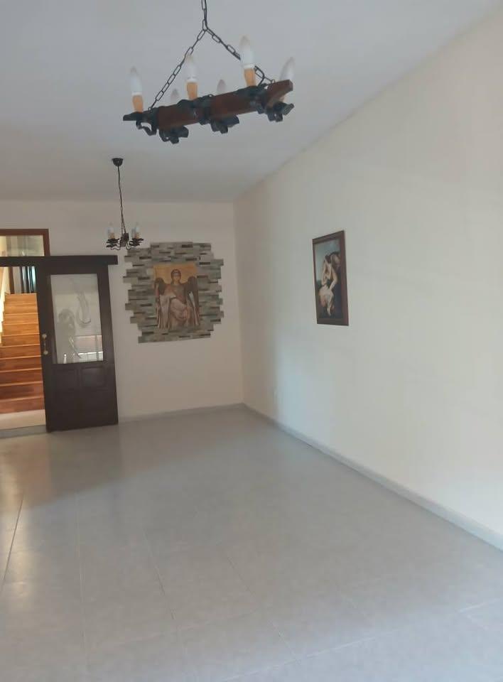 Ενοικιάζεται οικια: https://www.facebook.com/marketplace/item/673782772185461 (www.facebook.com)