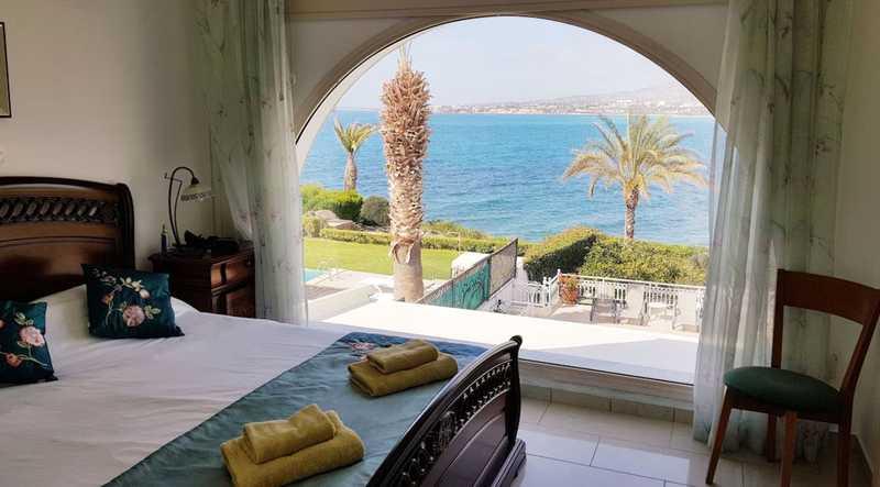 Luxury detached seafront villa: https://www.bazaraki.com/adv/5786494_luxury-detached-seafront-villa (www.bazaraki.com)