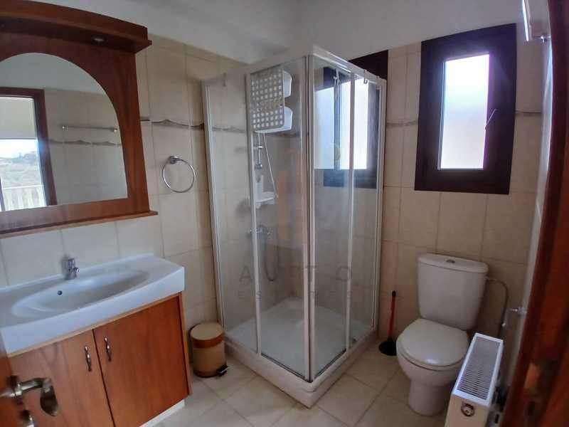  3-bedroom villa to rent: https://www.bazaraki.com/adv/5790392_3-bedroom-villa-to-rent (www.bazaraki.com)