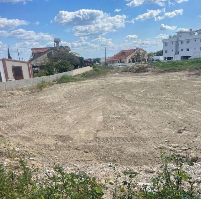 New 2-bedroom penthouse in Larnaca № 153147: https://dom.com.cy/en/catalog/sale/153147/ (dom.com.cy)