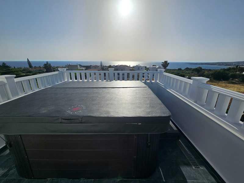 2-bedroom villa to rent: https://www.bazaraki.com/adv/5795405_2-bedroom-villa-to-rent (www.bazaraki.com)