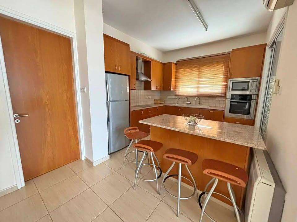 COZY AND SPACIOUS 3  BEDROOM RETIRE FLAT FOR RENT IN ACROPOLIS/STROVOLOS AREA
Great location off ifi: https://www.facebook.com/marketplace/item/2064248520749297 (www.facebook.com)