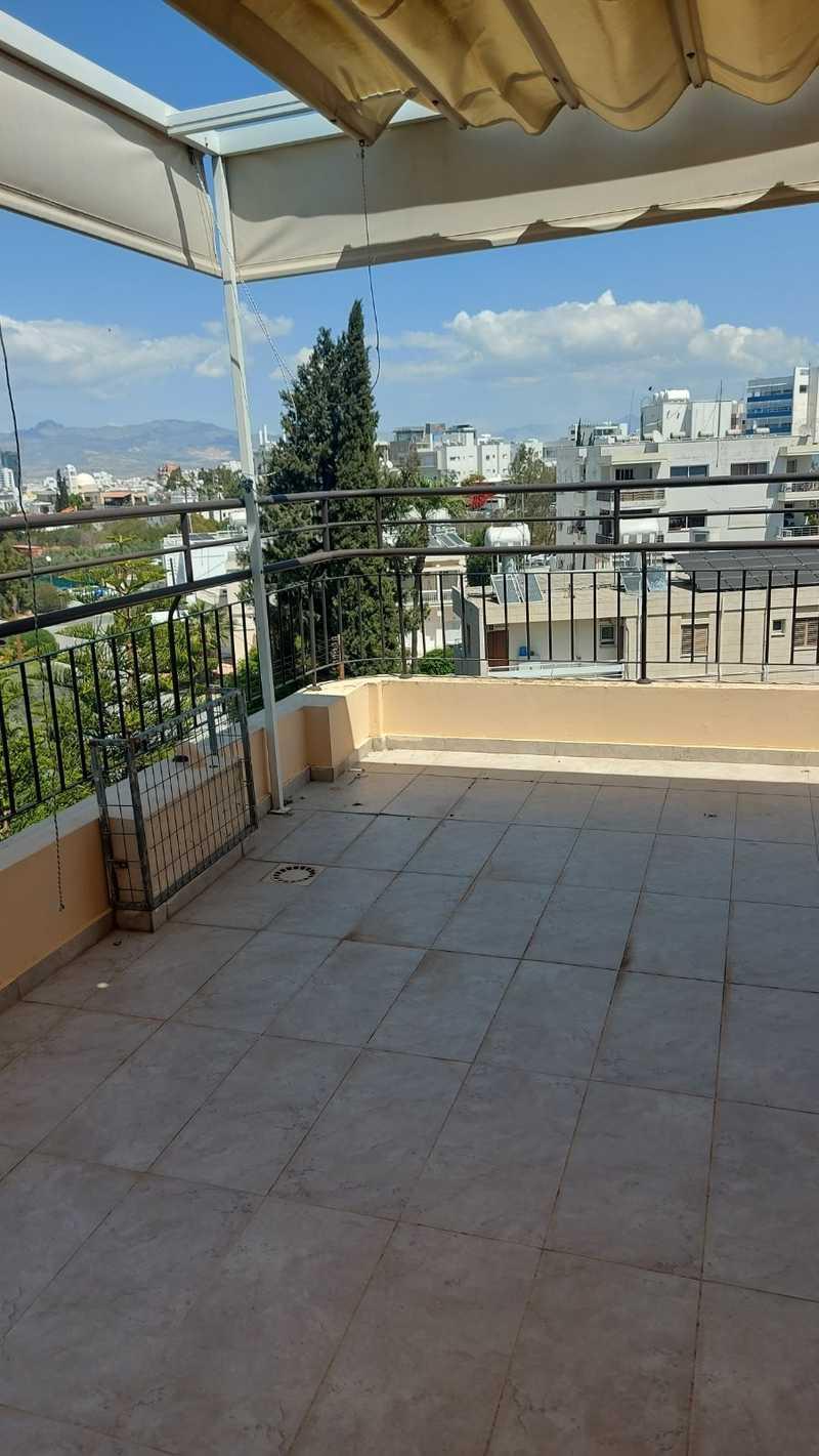 3-bedroom penthouse to rent: https://www.bazaraki.com/adv/5795179_3-bedroom-penthouse-to-rent (www.bazaraki.com)