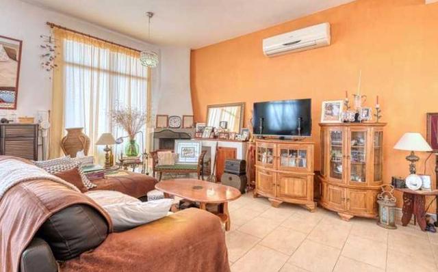 3-bedroom villa for sale: https://www.bazaraki.com/adv/5787586_3-bedroom-villa-for-sale (www.bazaraki.com)