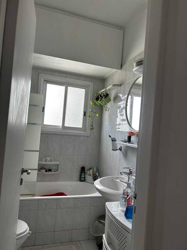 Sweet and cosy room available for a female in strovolos/egomi: https://www.bazaraki.com/adv/5798581_sweet-and-cosy-room-available-for-rent-for-a-female-in-strovolos-egomi (www.bazaraki.com)