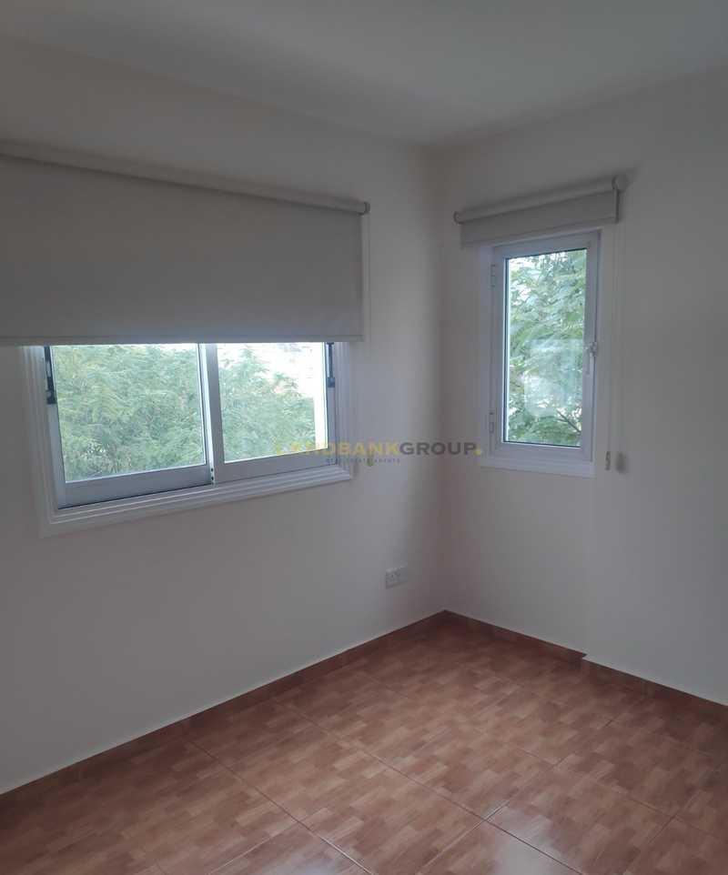 2-bedroom penthouse to rent: https://www.bazaraki.com/adv/5792984_2-bedroom-penthouse-to-rent (www.bazaraki.com)