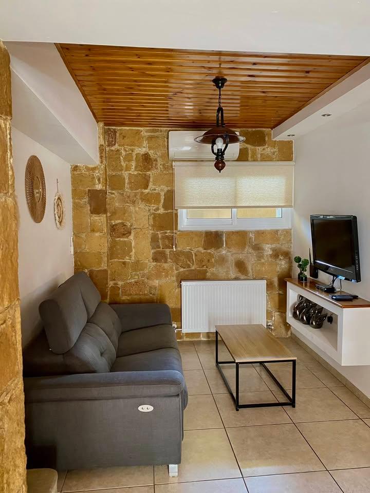 Flat for rent in mesa geitonia area near Ajax hotel 
97900559: https://www.facebook.com/marketplace/item/1039867820803127 (www.facebook.com)
