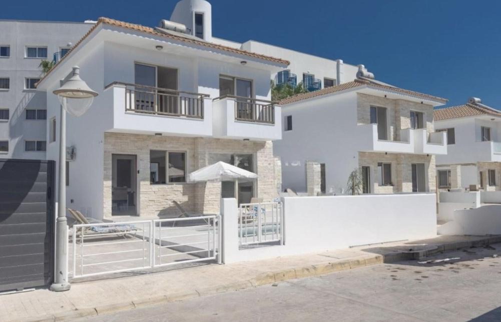 3-bedroom house in Famagusta №153794: https://dom.com.cy/en/catalog/rent/153794/ (dom.com.cy)