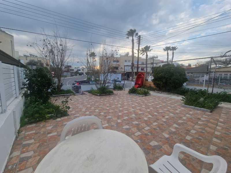 3-bedroom semi-detached for sale: https://www.bazaraki.com/adv/5794690_3-bedroom-semi-detached-for-sale (www.bazaraki.com)
