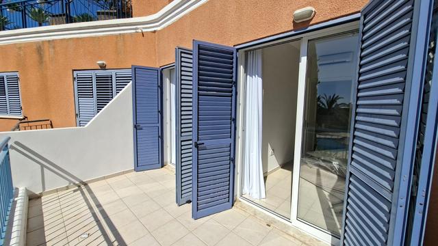 2-bedroom house in Paphos № 152117: https://dom.com.cy/en/catalog/sale/152117/ (dom.com.cy)