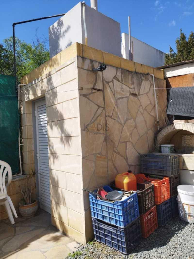 4-bedroom detached house for sale: https://www.bazaraki.com/adv/5798635_4-bedroom-detached-house-for-sale (www.bazaraki.com)